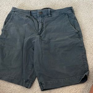 AEO flat front shorts